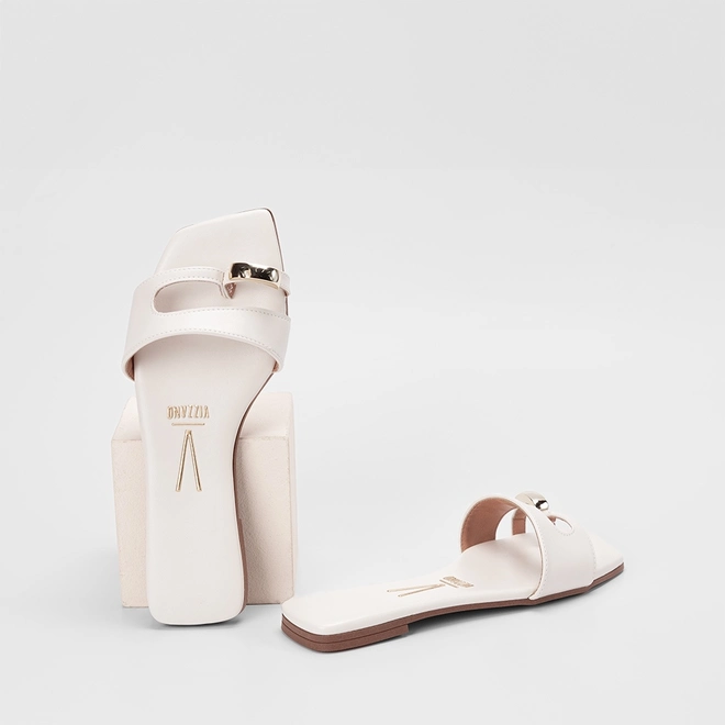 Rasteira Feminina Vizzano Detalhe Bold Off White