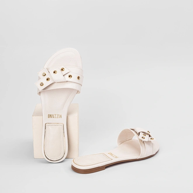 Rasteira Feminina Vizzano Detalhe Tachas Off White