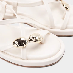 Sandália Rasteira Feminina Gabriela Detalhe Metalizado Off-White