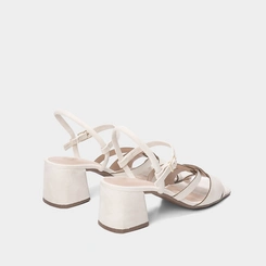 Sandália Feminina Penélope Salto Bloco Detalhe Tiras Cruzadas Off White