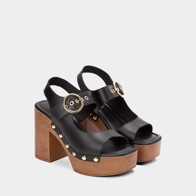 Sandália Feminina Gabriela Meia Pata Detalhes Tachas & Fivela Preto