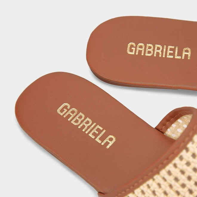 Mule Gabriela Tramado em Ráfia Caramelo