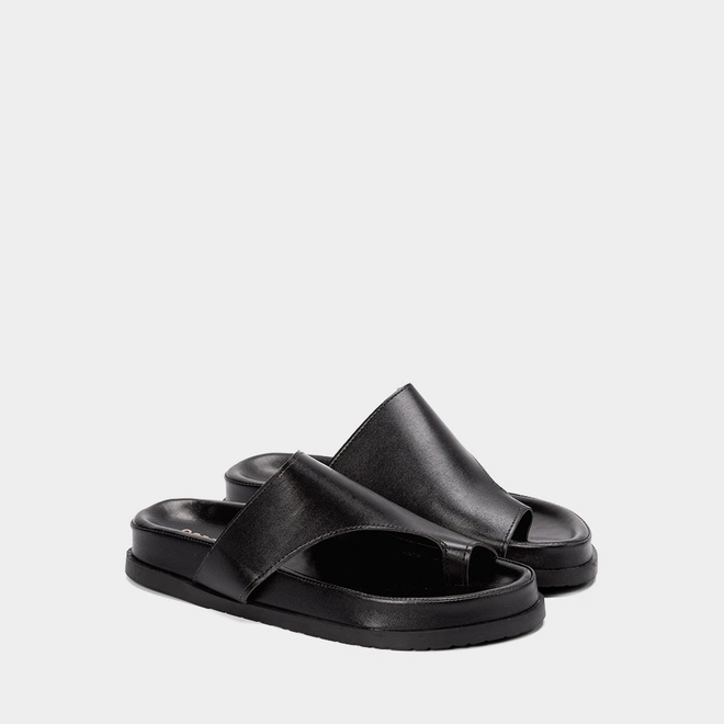 Rasteira de Dedo Gabriela Basic Preto