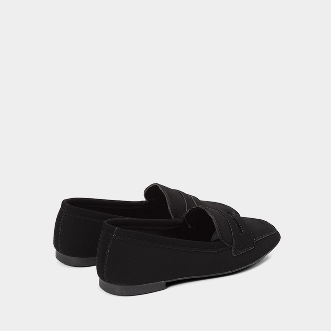Mocassim Loafer Penélope Nobuck Preto