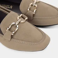 Mocassim Loafer Gabriela Camurça Detalhe Bridão Grafite
