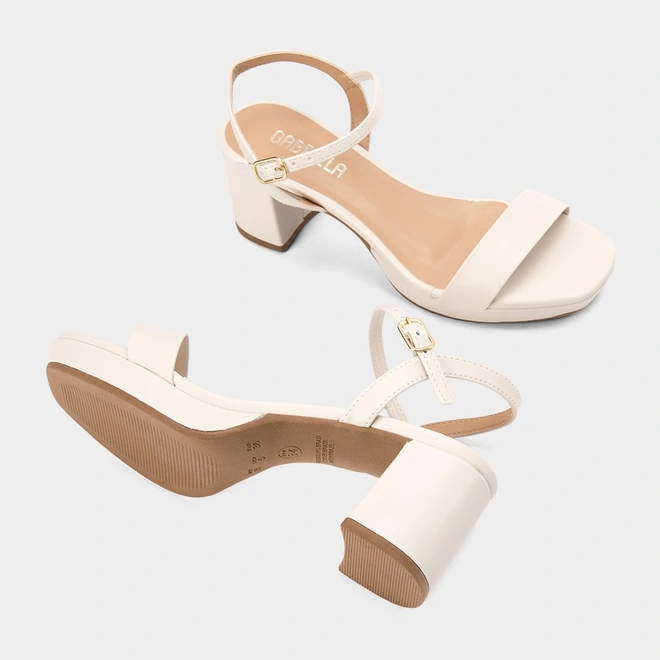 Sandália Feminina Gabriela Meia Pata Média Off White