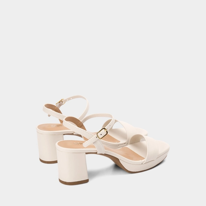 Sandália Feminina Gabriela Meia Pata Média Off White