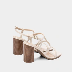 Sandália Gabriela Salto Grosso Tiras Slim Off White