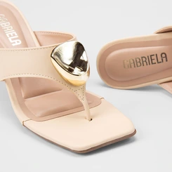 Tamanco Feminino Gabriela Detalhe Bold Nude