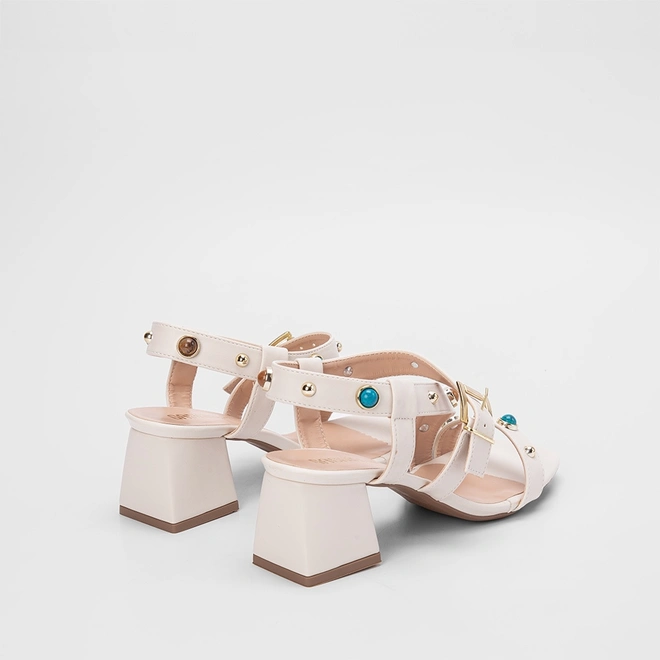 Sandália Salto Médio Geométrico Gabriela Detalhes Em Pedraria Off White