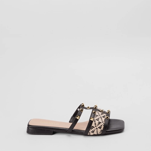 Tamanco Salto Flat Baixo Feminino Gabriela Detalhe Ráfia & Tachas Preto