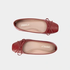 Sapatilha Gabriela Matelassê Laço Vermelho