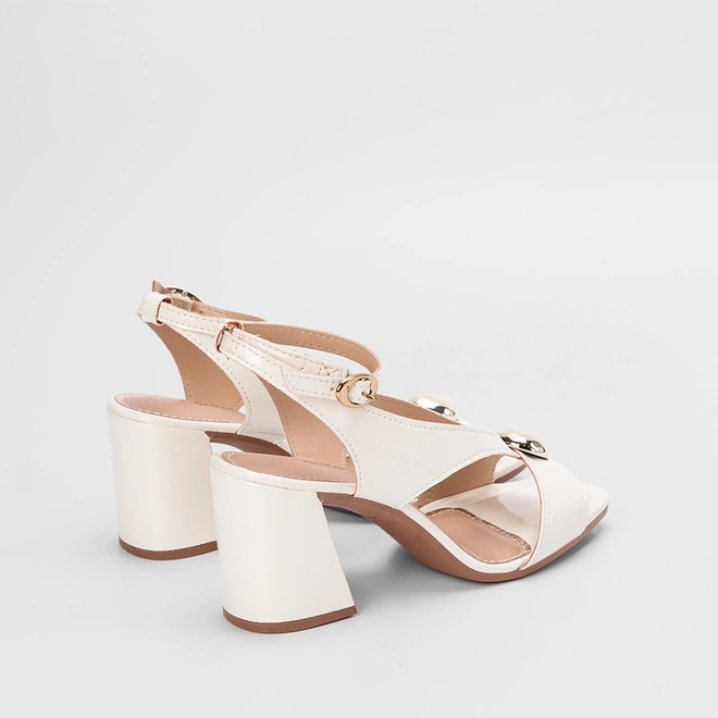 Sandália Salto Médio Geométrico Dakota Detalhe Metalizado Verniz Off White