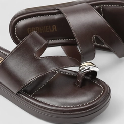 Tamanco Feminino Gabriela Recorte Estilizado Detalhe Bold Marrom