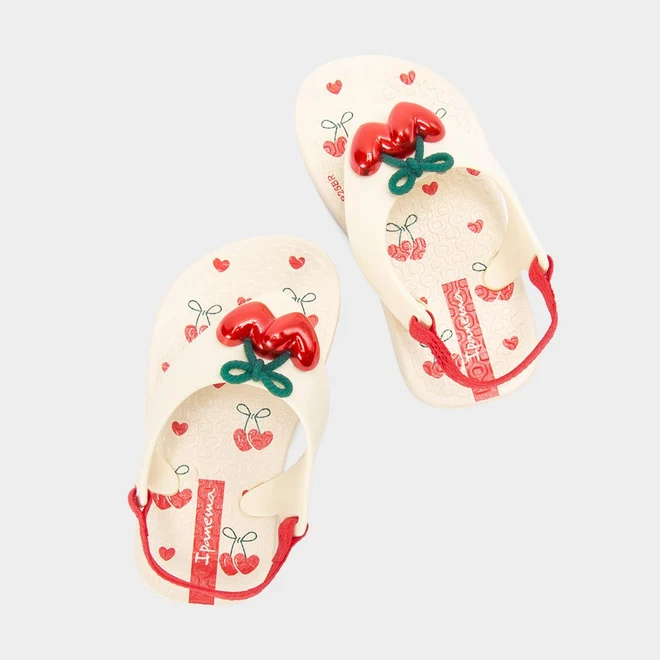 Chinelo Bebê Ipanema Belle Coração Cereja Off White