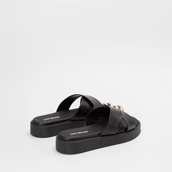 Tamanco Feminino Penélope Flatform Enfeite Bold Preto