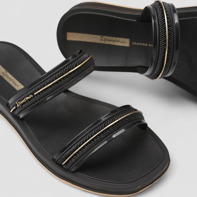 Tamanco Feminino Ipanema Detalhe Metalizado Preto