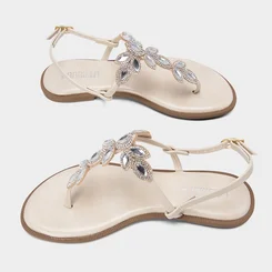 Sandália Rasteira Feminina Gabriela Detalhe Strass & Pedraria Off White