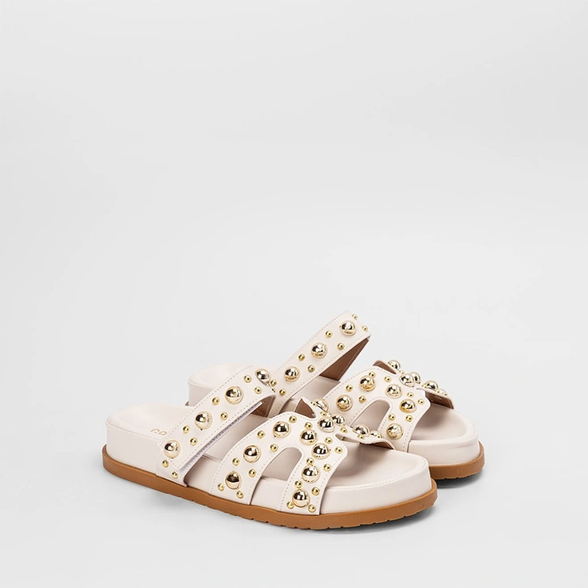 Tamanco Feminino Gabriela Detalhe Em Tachas Esferas Off-White