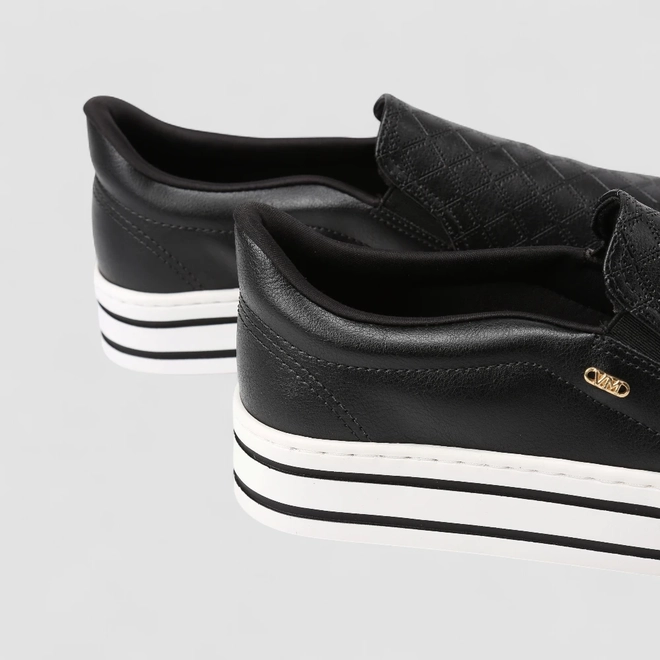 Slip On Feminino Via Marte Plataforma Calce Fácil Preto