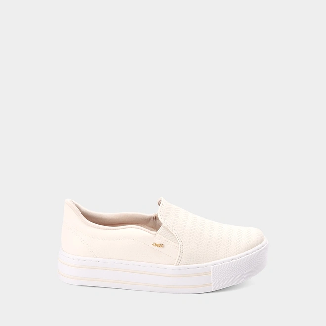 Tênis Slip On Feminino Via Marte Flatform Texturizado Marfim