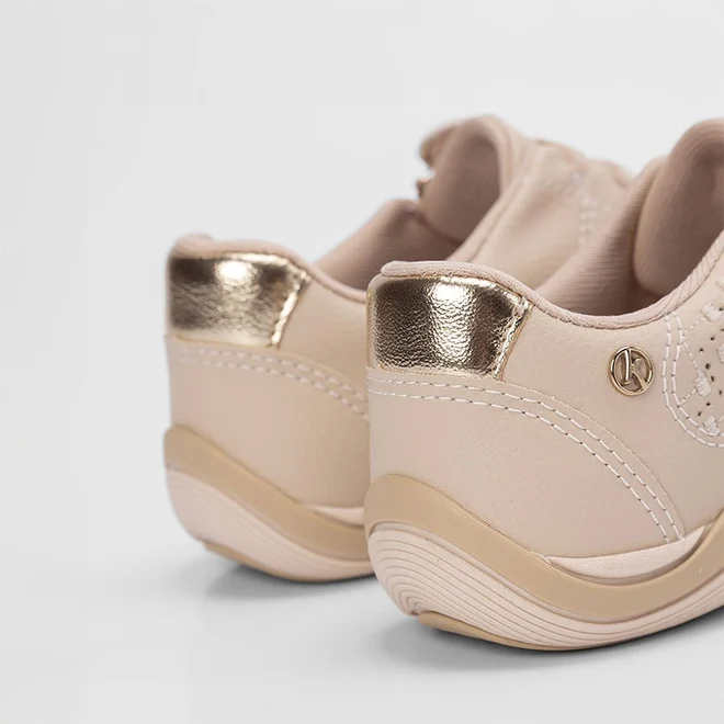 Tênis Casual Feminino Kolosh Perfuros Zíper Bege
