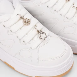 Tênis Casual Feminino Gabriela Enfeite Pingente Flor & Estrela Branco