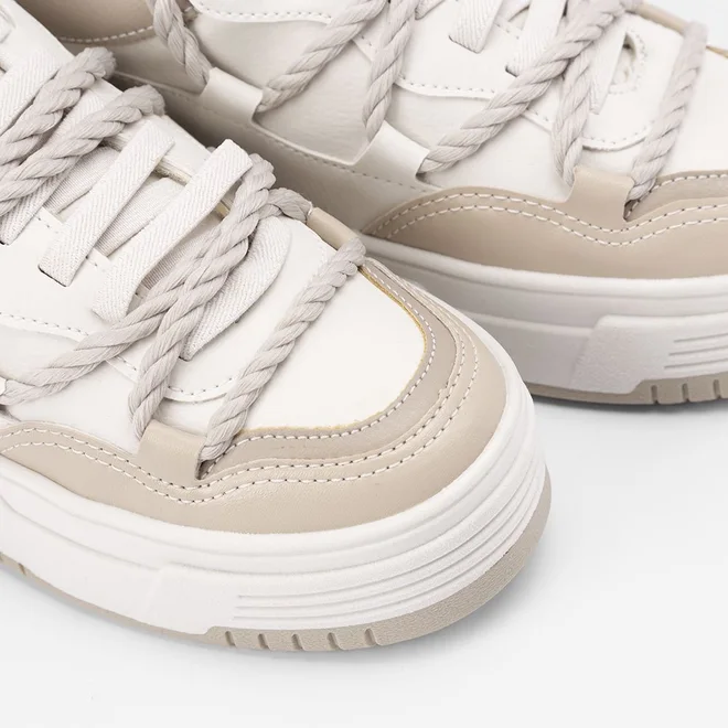 Tênis Casual Feminino Gabriela Detalhe Cordão Off-White