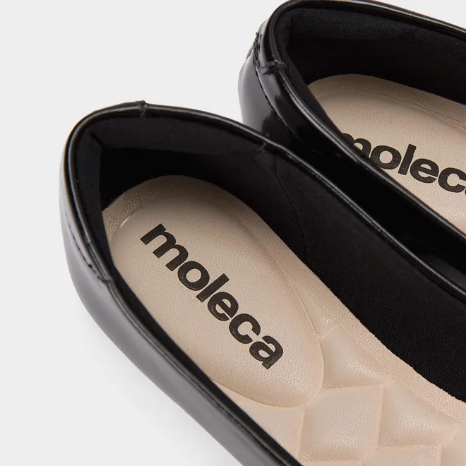 Sapatilha Feminina Moleca Bico Fino Verniz Preto