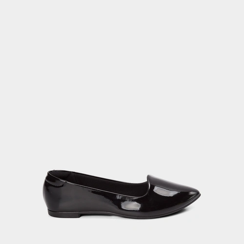Sapatilha Feminina Moleca Bico Fino Verniz Preto