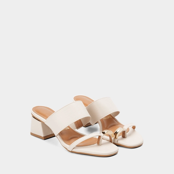 Tamanco Feminino Vizzano Tira Larga Enfeite Dedo Bold Off White