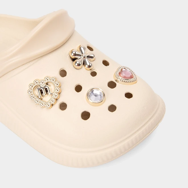 Babuche Infantil Molekinha Detalhe Pingentes Bege