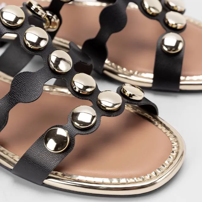 Rasteira Feminina Moleca Rebites Preto