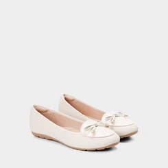 Sapatilha Moleca Matelassê Off White