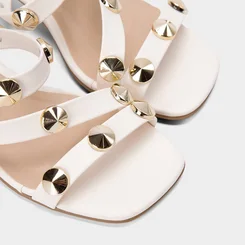 Tamanco Feminino Penélope Salto Geométrico Tachas Off White