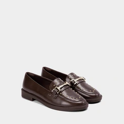 Mocassim Loafer Feminino Gabriela Detalhe Bridão & Tachas Marrom