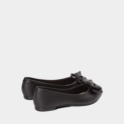 Sapatilha Feminina Moleca Detalhe Duplo Laço Preto