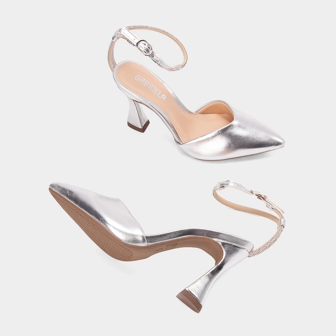 Scarpin Slingback Feminino Gabriela Tira Strass Metalizado Prata