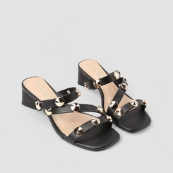 Tamanco Feminino Penélope Salto Geométrico Tachas Preto