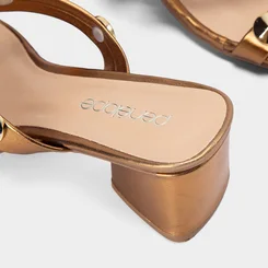 Tamanco Feminino Penélope Salto Geométrico Tachas Bronze