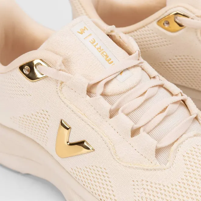 Tênis Esportivo Feminino Via Marte Knit Detalhes Metalizados Marfim