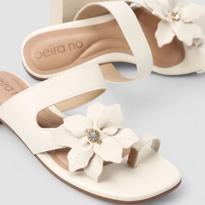 Rasteira Feminina Beira Rio Flor Pedraria Off White