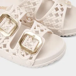 Papete Feminina Gabriela Detalhe Vazado Fivela Off White