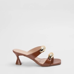 Tamanco Feminino Gabriela Salto Flare Médio Tira Dupla Detalhe Bold Caramelo