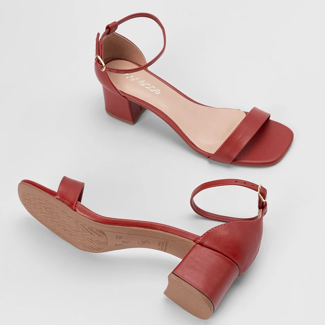Sandália Feminino Penélope Salto Grosso Fivela Pespontos Vermelho