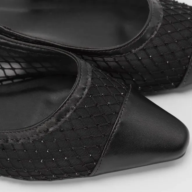 Sapatilha Slingback Feminina Gabriela Tela & Strass Preto
