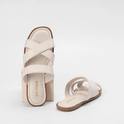 Rasteira Feminina Penélope Tiras Cruzados Textura Crocro Off White