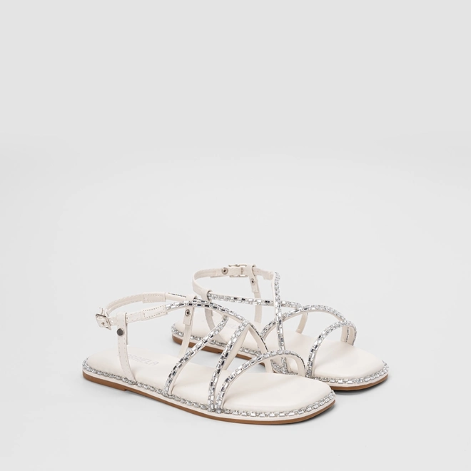Sandália Rasteira Feminina Gabriela Multitiras Detalhe Pedraria Off White