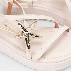 Sandália Feminina Vizzano Detalhe Estrela Off-White