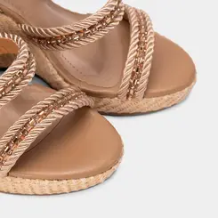 Sandália Feminina Via Marte Ráfia Detalhe Strass & Pedraria Nude